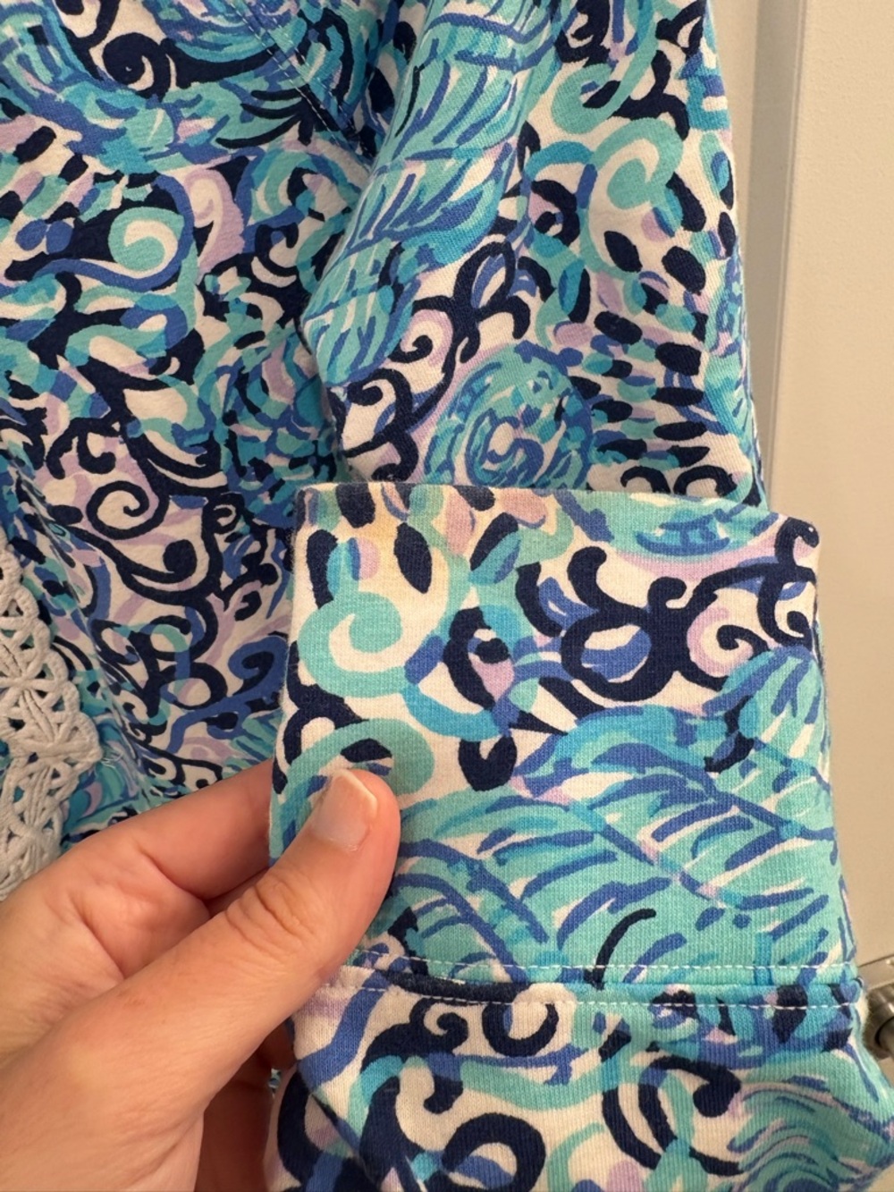 Lilly Pulitzer Janie Popover Light Aqua Spritz Seahorse Half Zip Sweatshirt XS - Picture 13 of 15